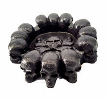 SKULL: Skull Ashtrays